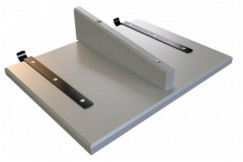 Table de chevet suspendue en bois avec crochets