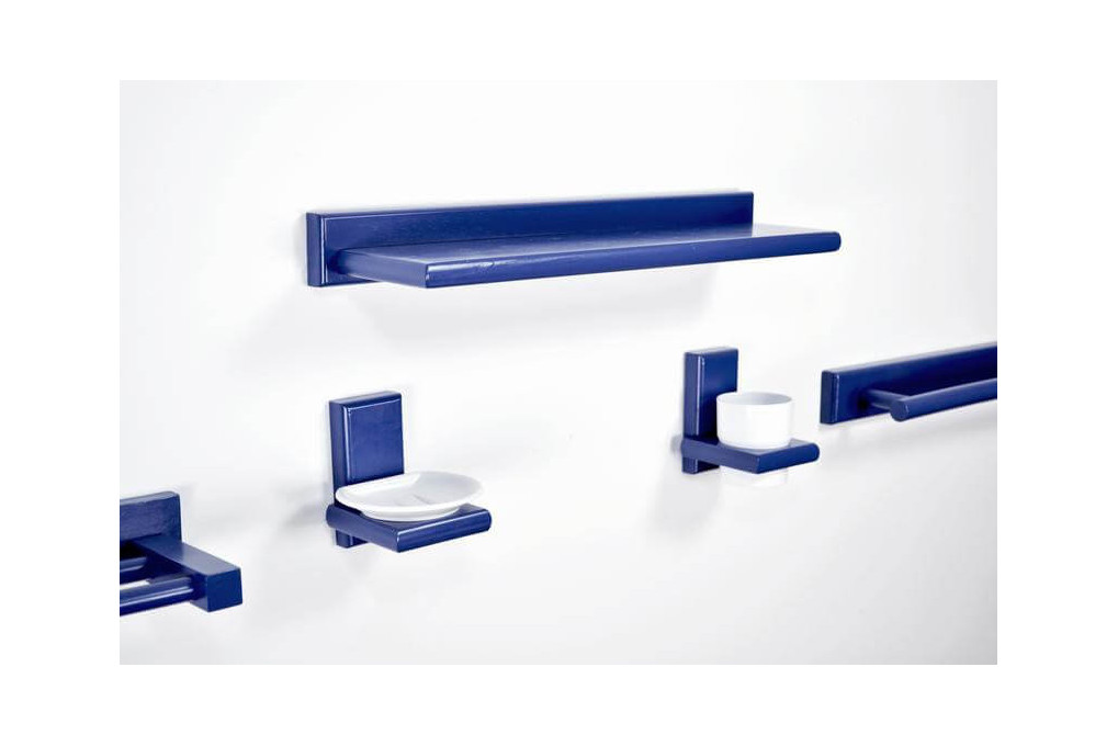 Kit de baño y aseo de madera azul