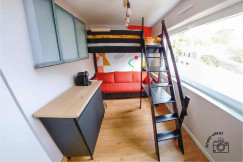 Cama alta Sylvia 140x200 con la escalera de miller