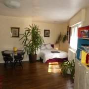 Bett mit Aufbewahrungsschublade - Pflaume