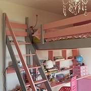 Mezzanine Sylvia avec escalier meunier, 140x200 - Rose/Gris